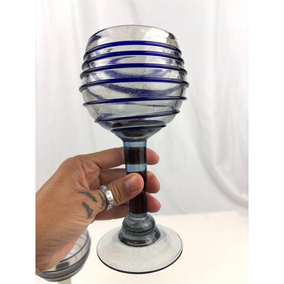 Set 2 Hand Blown Mexican Glass Wine w/ Blue Swirl Bubbles - Picture 5 of 12